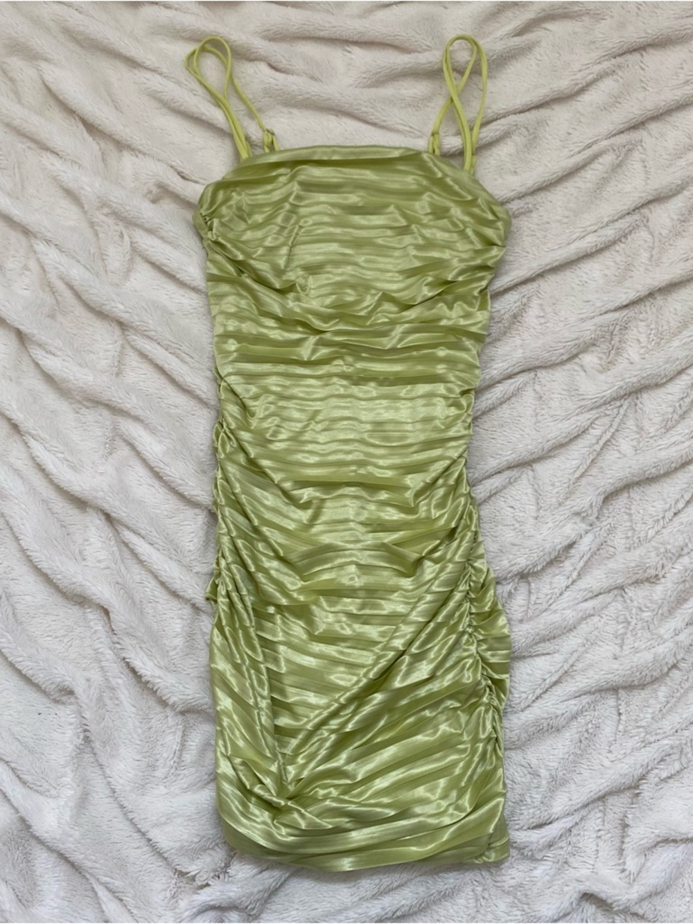 Lucy in the Sky Arabelle pleated bodycon mini dress Lime Green - Picture 2 of 8